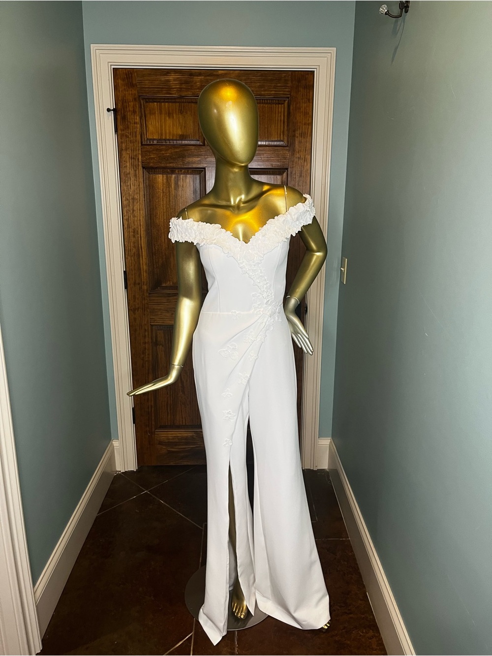 Off-the-Shoulder White 3D Floral Jumpsuit
